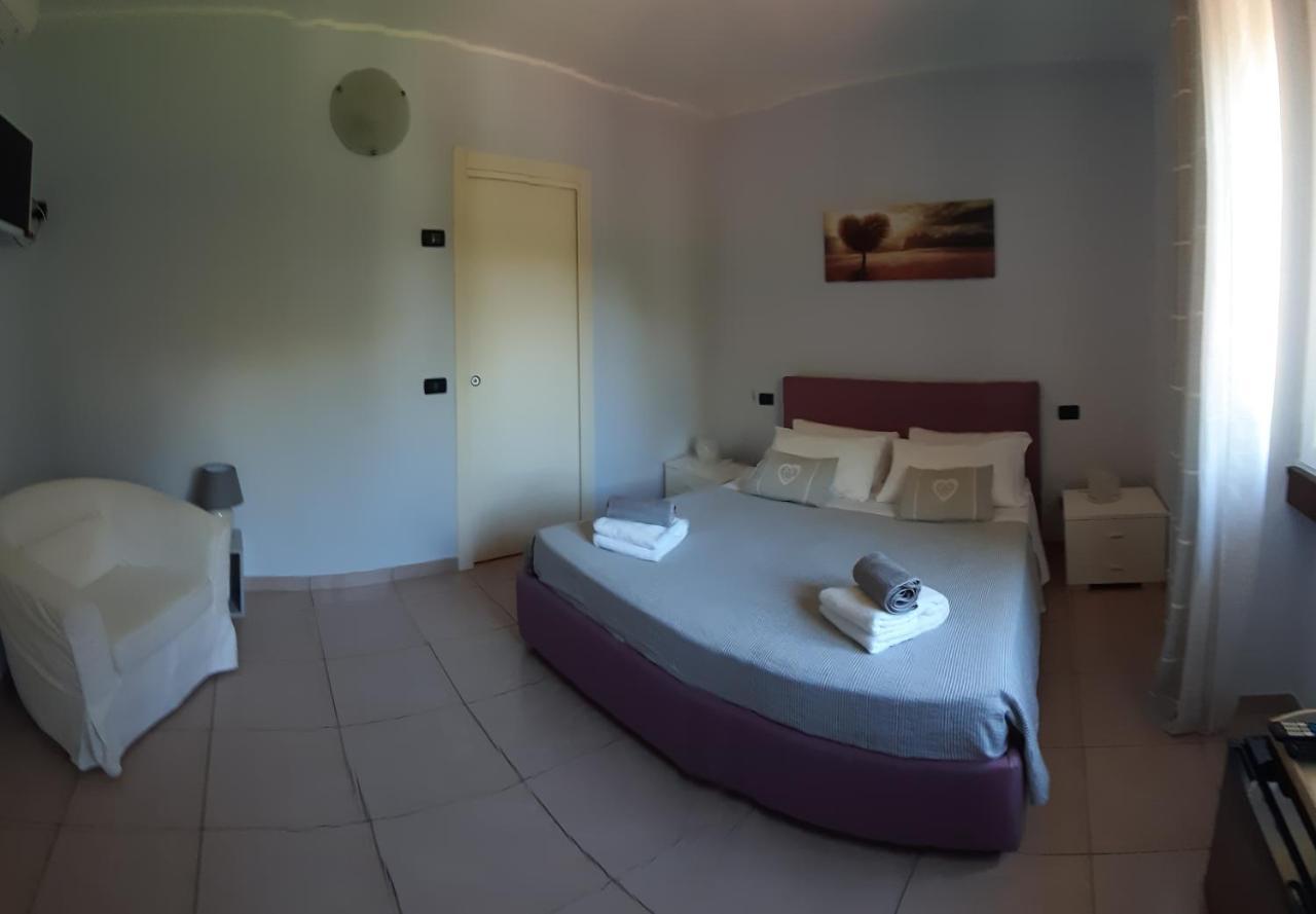 Villa Leilani B&B Sale Marasino Buitenkant foto