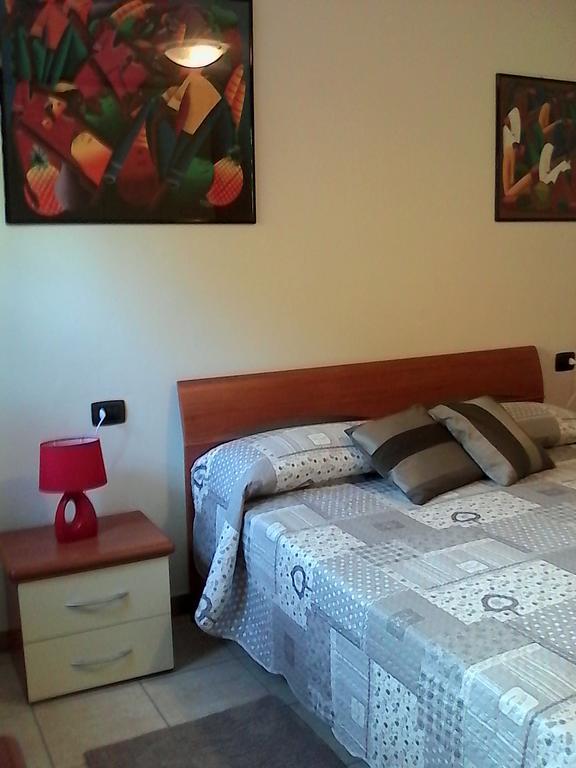 Villa Leilani B&B Sale Marasino Buitenkant foto