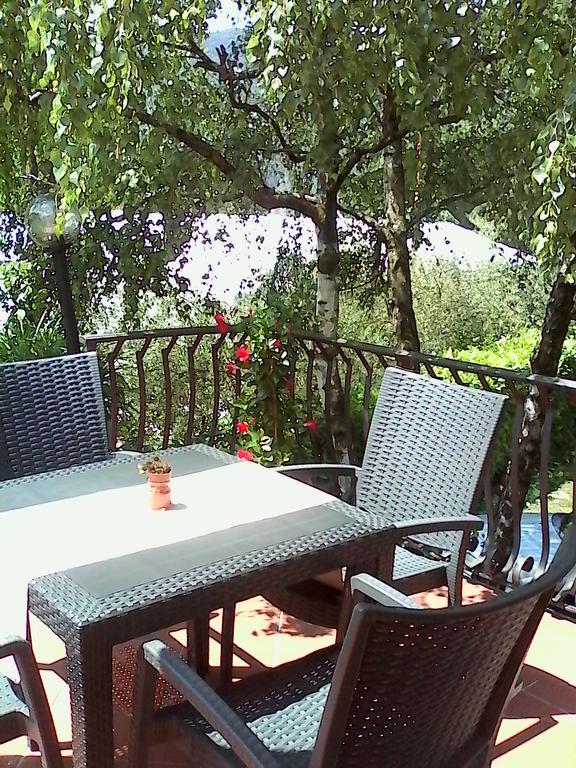 Villa Leilani B&B Sale Marasino Buitenkant foto