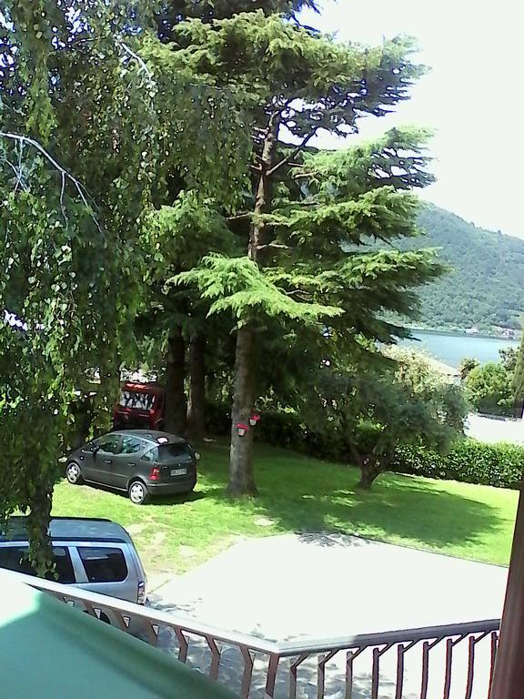 Villa Leilani B&B Sale Marasino Buitenkant foto