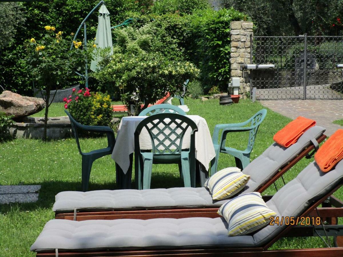 Villa Leilani B&B Sale Marasino Buitenkant foto